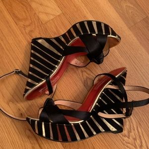 Betsey Johnson Gold and Black Striped Wedges 8.5